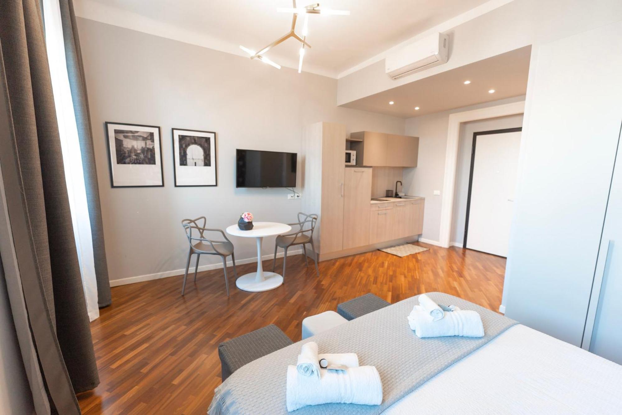 Sofia Residence Stazione Триест Экстерьер фото
